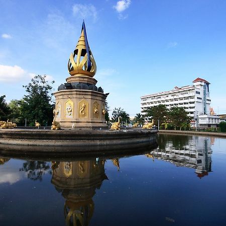 Chakungrao Riverview Hotel Kamphaeng Phet Εξωτερικό φωτογραφία