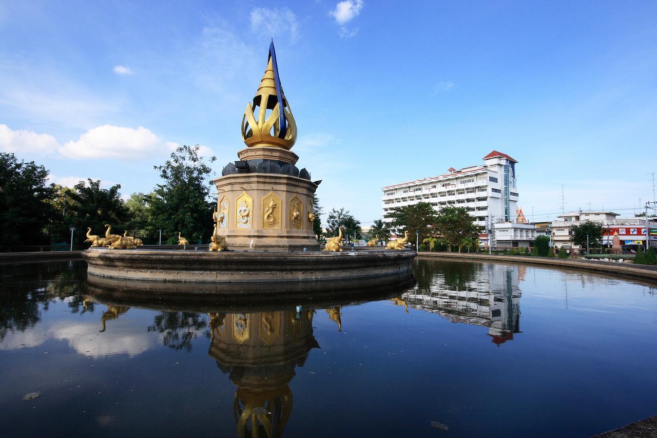 Chakungrao Riverview Hotel Kamphaeng Phet Εξωτερικό φωτογραφία